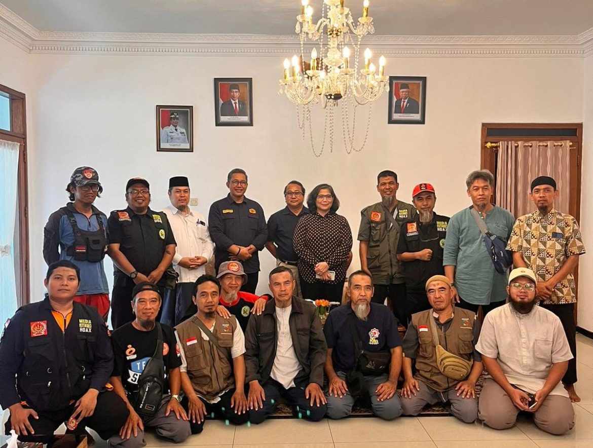 Pj Walikota Kediri Silaturahmi dan Apresiasi Bantuan Pipanisasi Komascipol