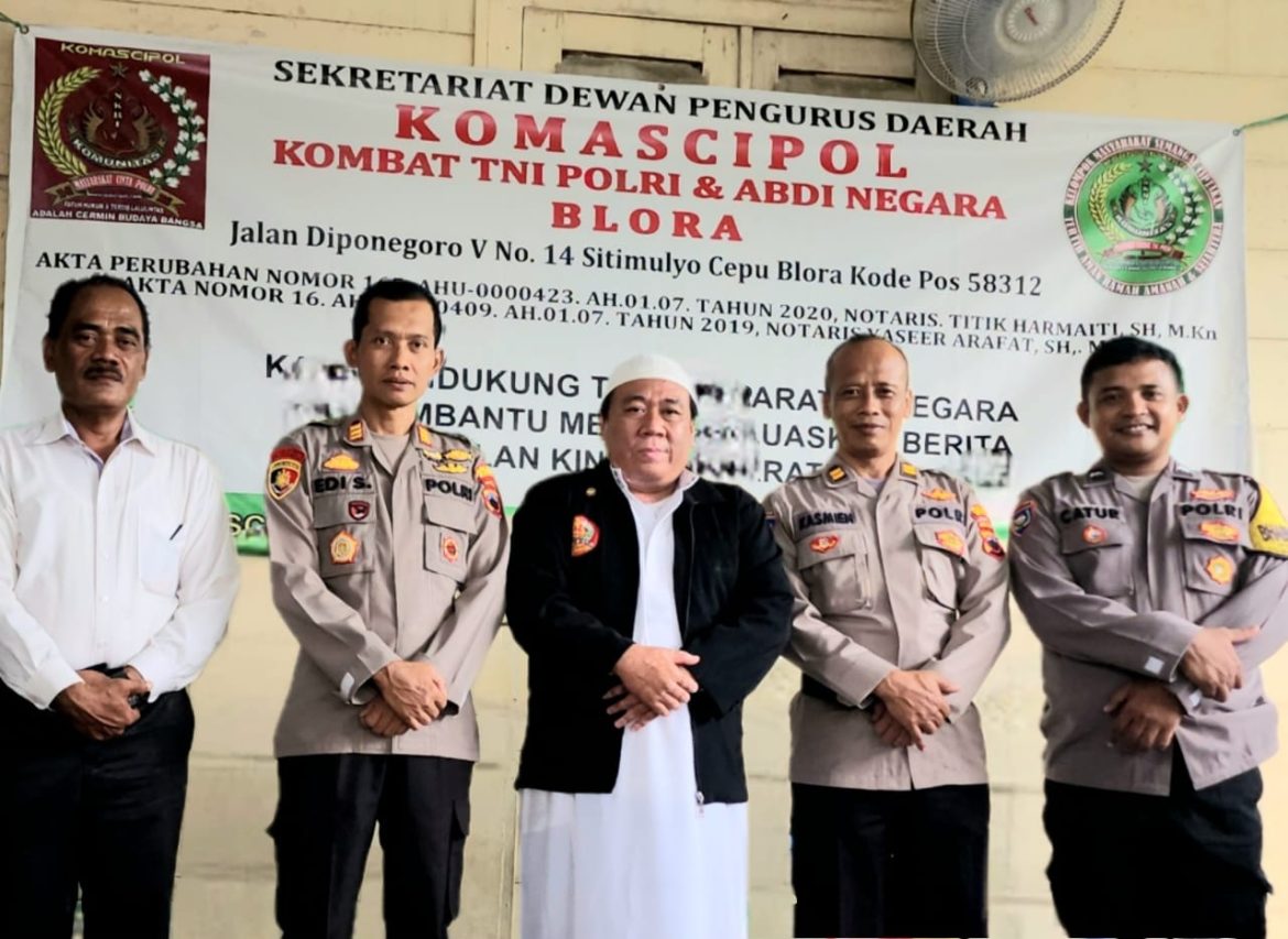 Jalin Kemitraan, Kapolsek Cepu Silaturahmi Dengan Tokoh Agama
