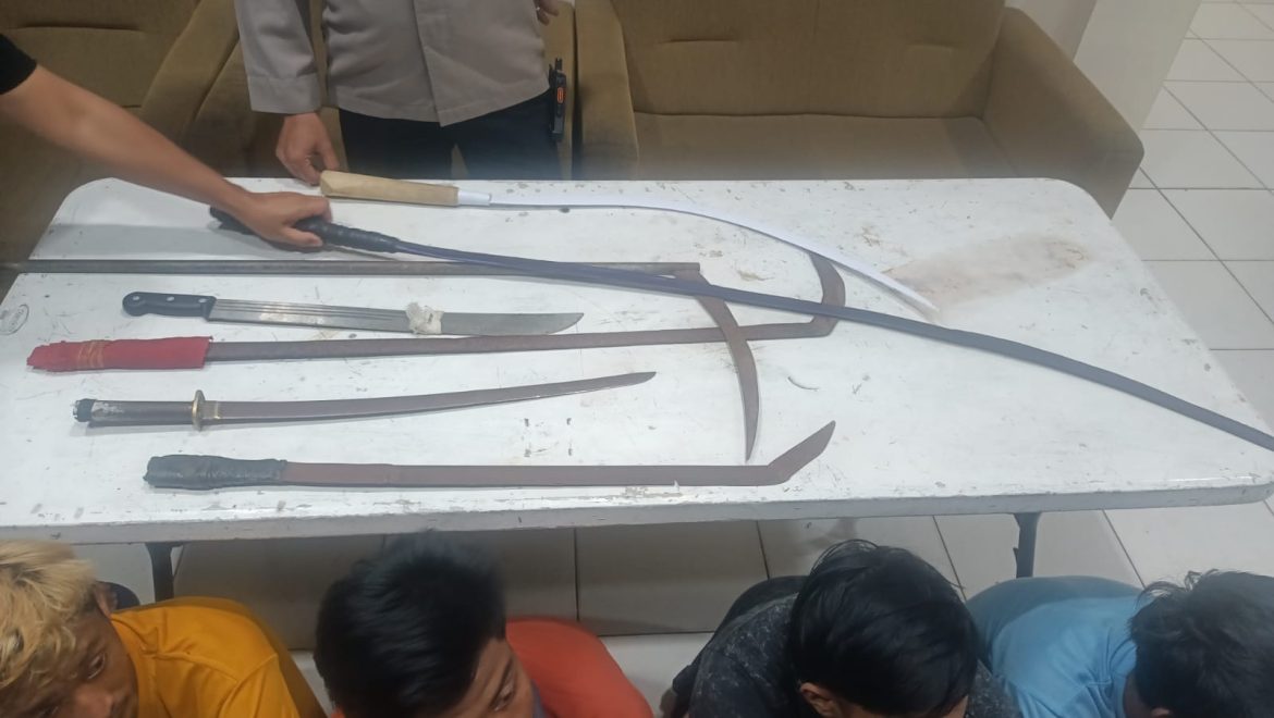 Polsek Cikarang Pusat Berhasil Mengamankan Enam Pemuda Diduga Akan Lakukan Tawuran