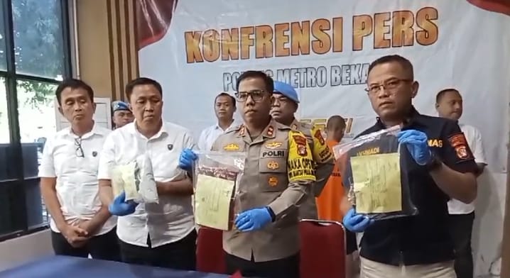 Polres Metro Bekasi Gelar Press Rilis Kasus Asusila Anak Dibawah Umur, Dua Oknum Guru Ngaji Ditetapkan Sebagai Tersangka