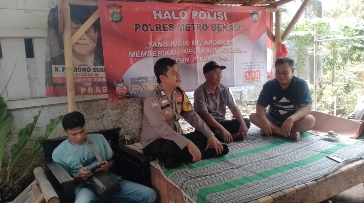 Quick Wins Presisi Polsek Serang Baru, Bhabinkamtibmas Berikan Pelayanan Keliling