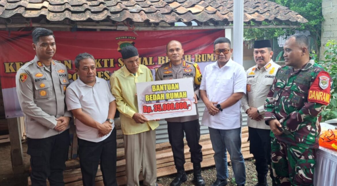 Polres Metro Bekasi Hadirkan Harapan Baru Lewat Program Bedah Rumah di Desa Jatiwangi