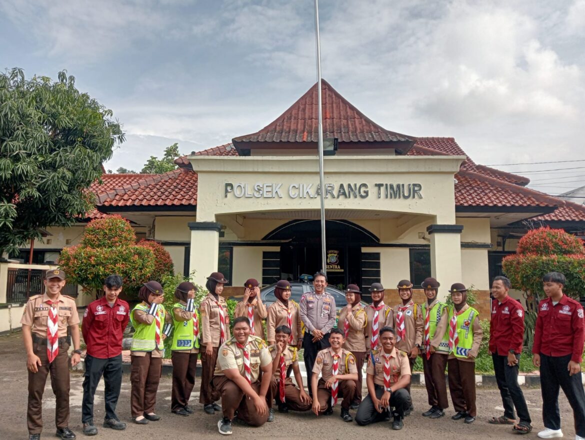 Saka Bhayangkara Dibekali Ilmu Lalu Lintas, Siap Jadi Pelopor Keselamatan Jalan Saka Bhayangkara Dibekali Ilmu Lalu Lintas, Siap Jadi Pelopor Keselamatan Jalan